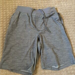 lululemon men’s THE short 9”, linerless, size small